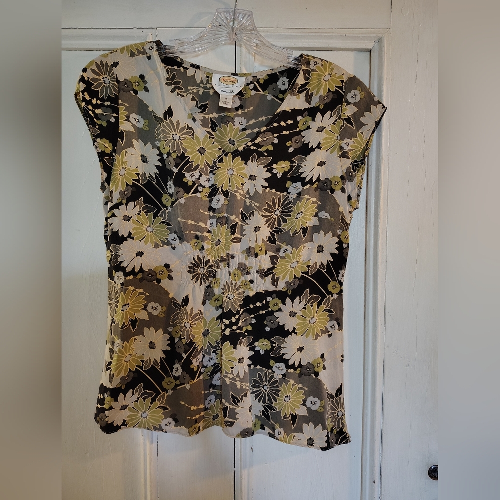 Talbots Floral Pure Silk Floral Blouse cap sleeve Size 10